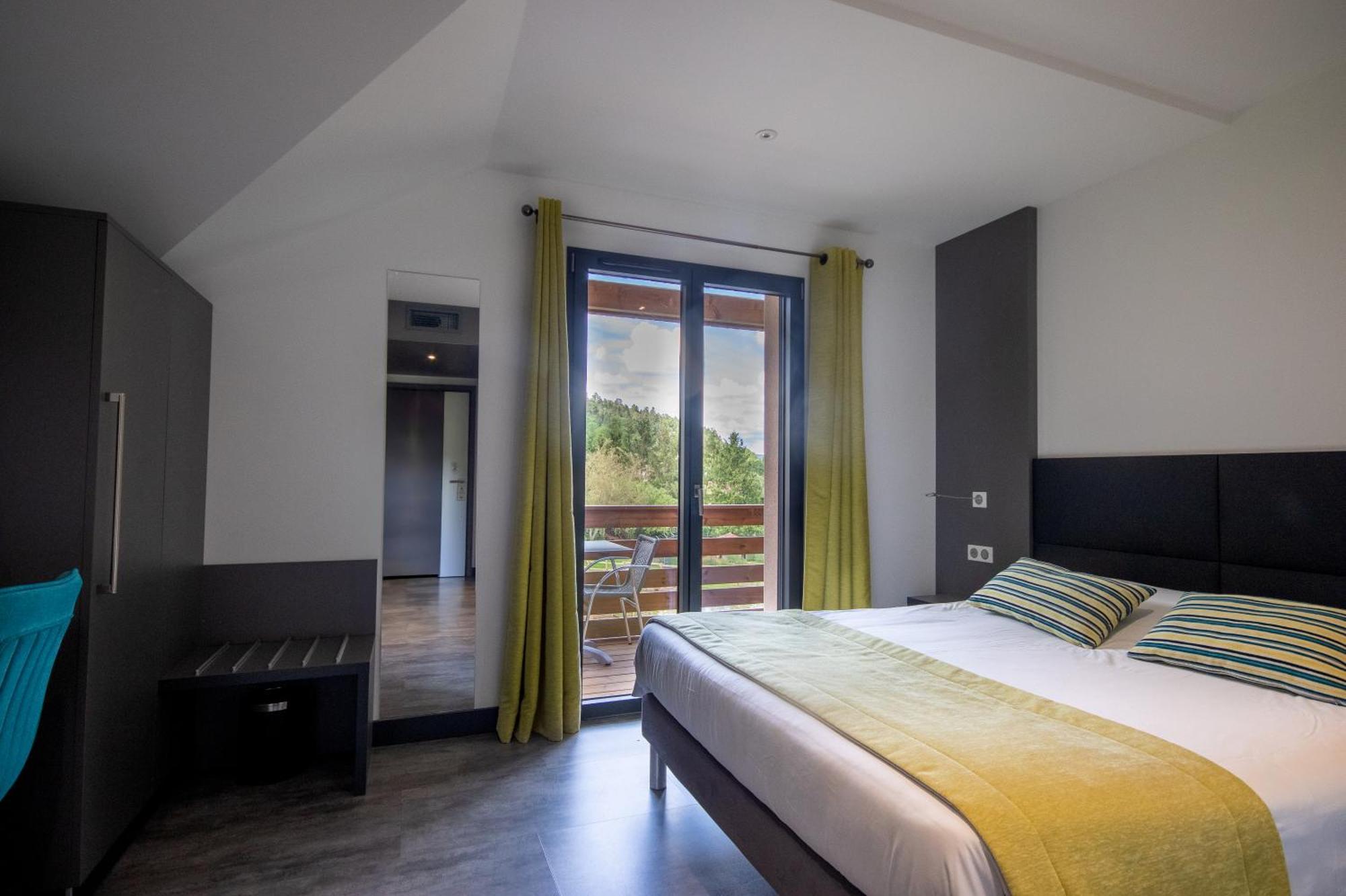Logis Hotel Le Regal & Spa Saint-Die-des-Vosges Exterior foto